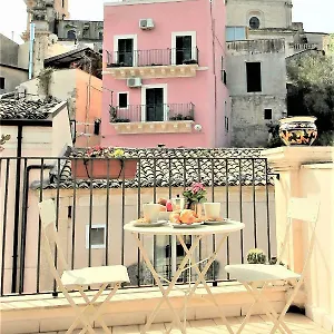 Le Luci Su Ibla - Ospitalità Con Vista Bed & Breakfast